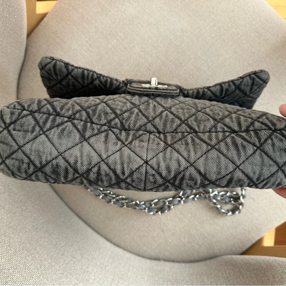 Chanel Denimpression jumbo bag grey